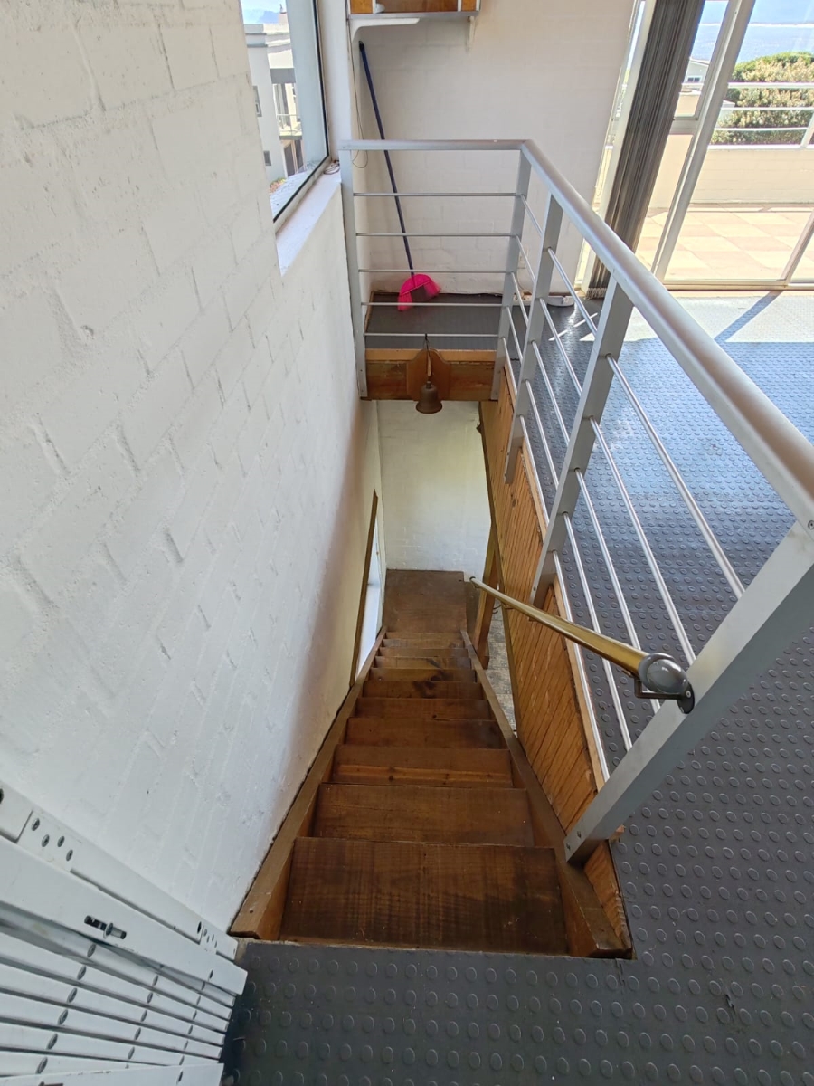 4 Bedroom Property for Sale in De Kelders Western Cape